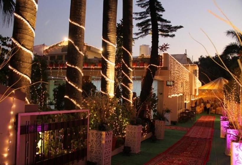 Hotel Sakoon Dehra Dun Uttarakhand