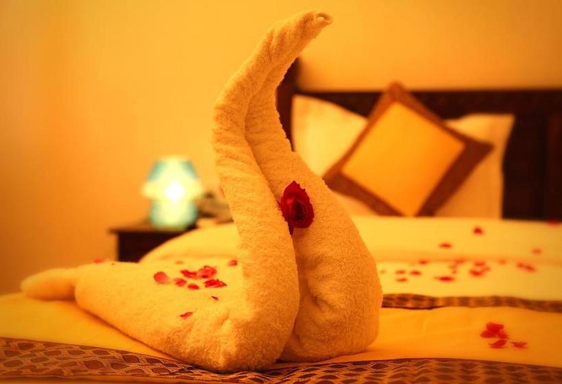 Hotel Atulya Niwas 12