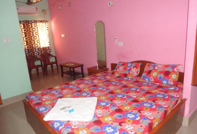 Hotel Emarald Inn 19