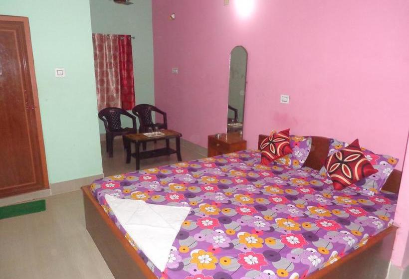 Hotel Emarald Inn 20