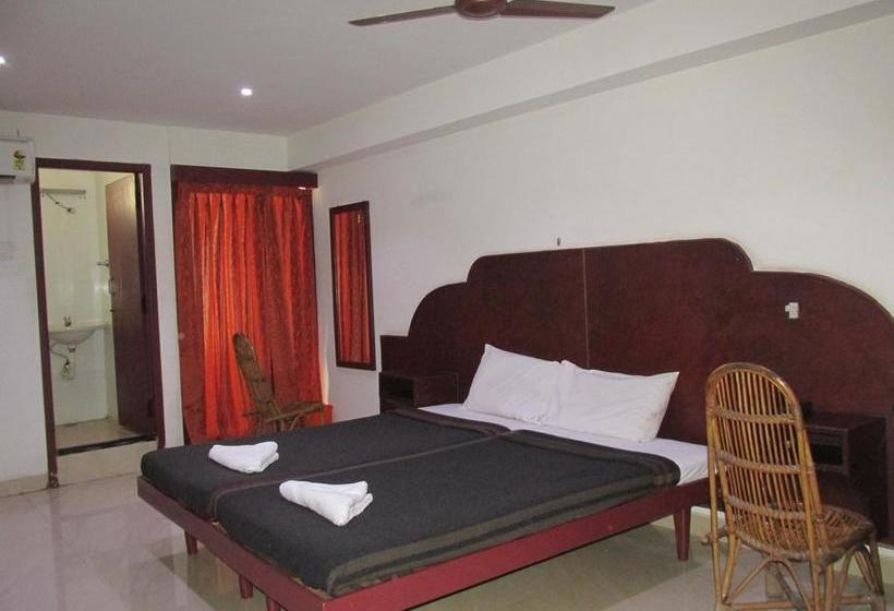 Hotel Stay N Tour Home 12