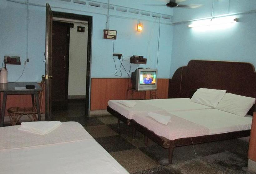 Hotel Stay N Tour Home 6