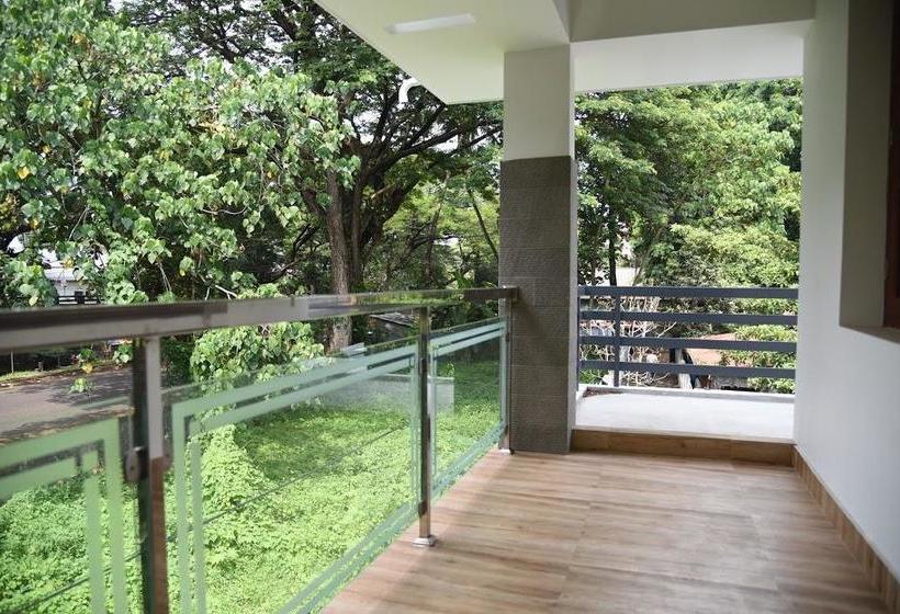 Bed and Breakfast Rain Tree 4
