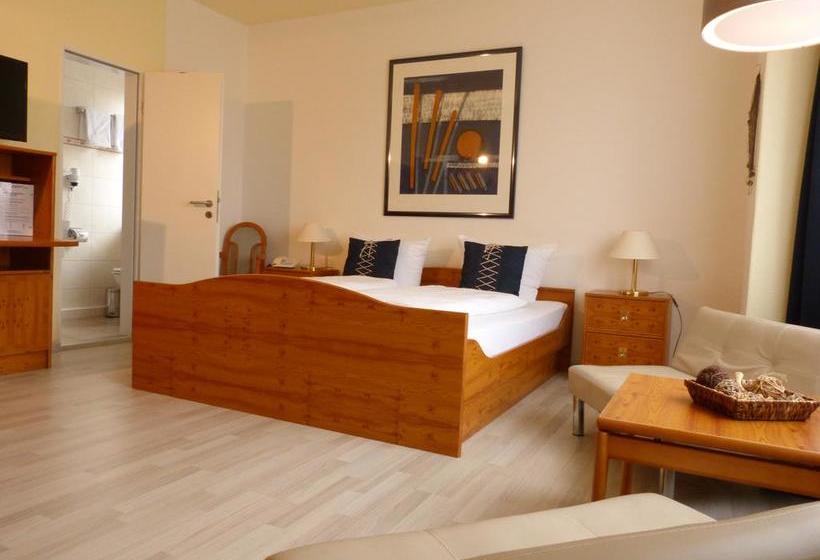 Hotel Brandaris Am Golfplatz Garni 6