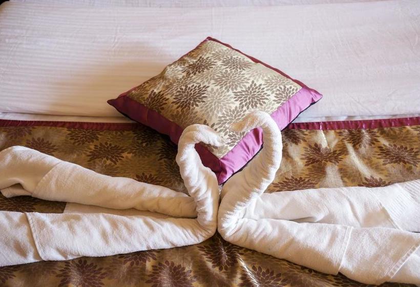 Hotel Neo Calangute Beach Resort 1