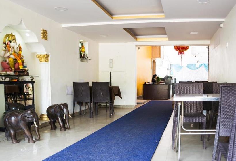 Hotel Neo Calangute Beach Resort 5