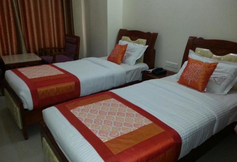 Hotel Shrivalli Residency 10