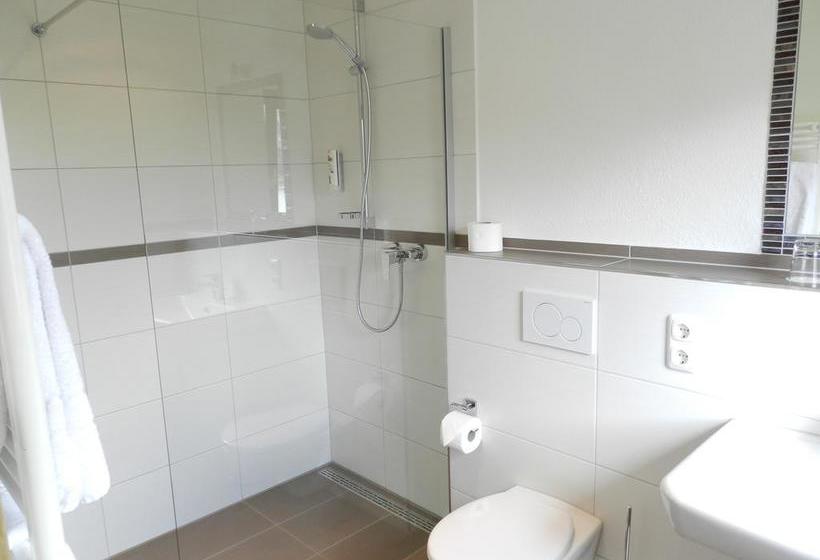 Hotel Weingut Pension Stassen 14