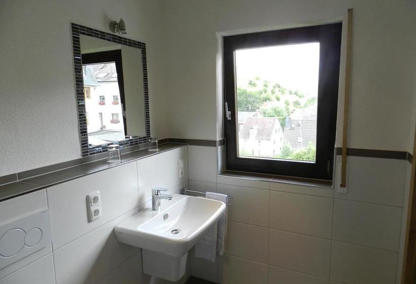 Hotel Weingut Pension Stassen 15