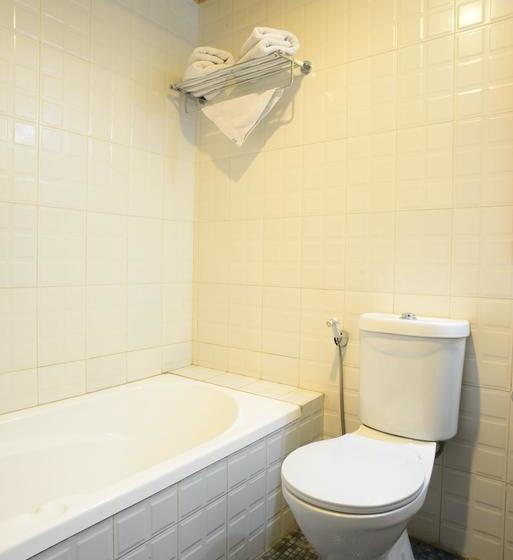 Summit Renaissance Hotel & Spa 10