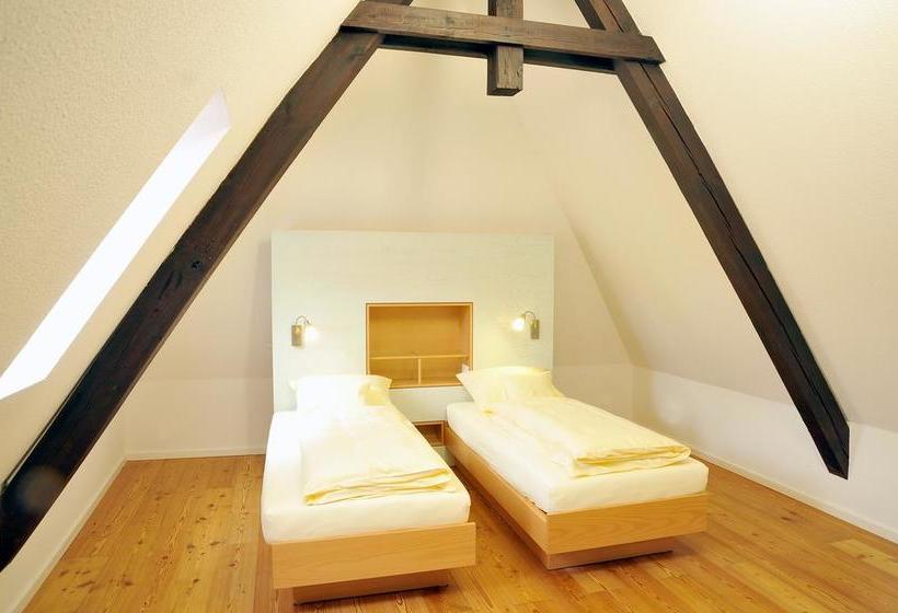 Hotel Kurhaus Trifels 15