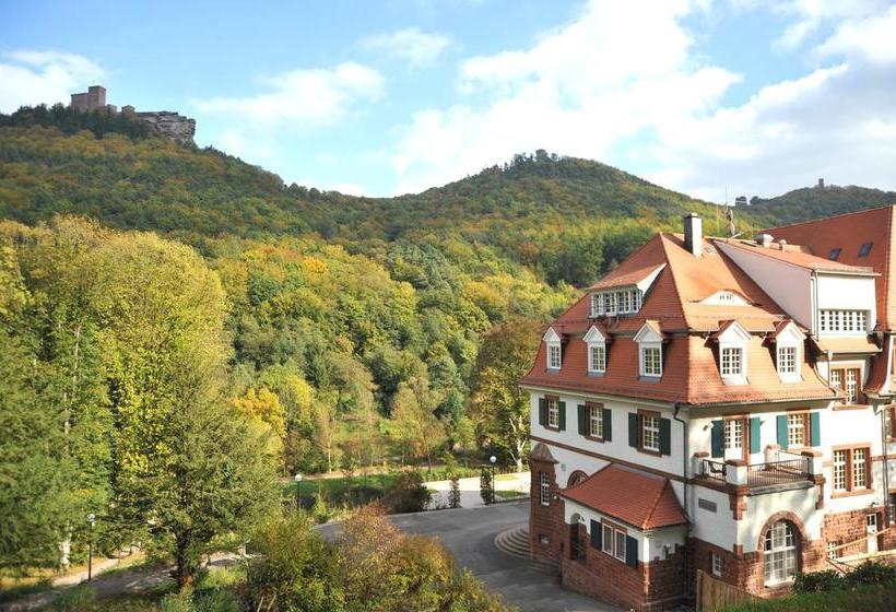 Hotel Kurhaus Trifels 4