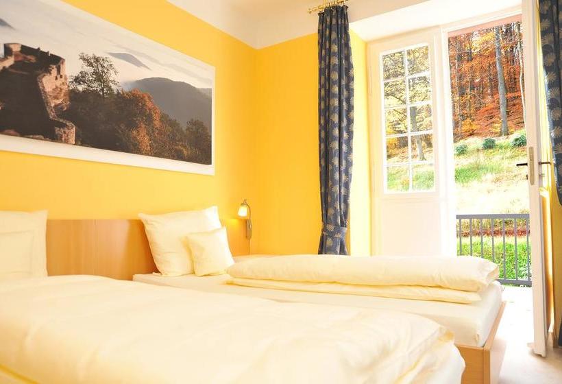 Hotel Kurhaus Trifels 9