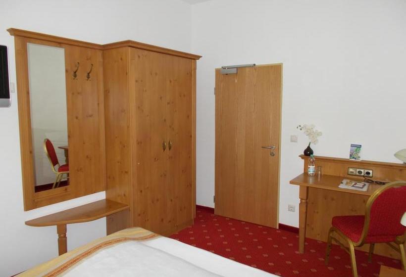 Hotel Gasthof Klement 18