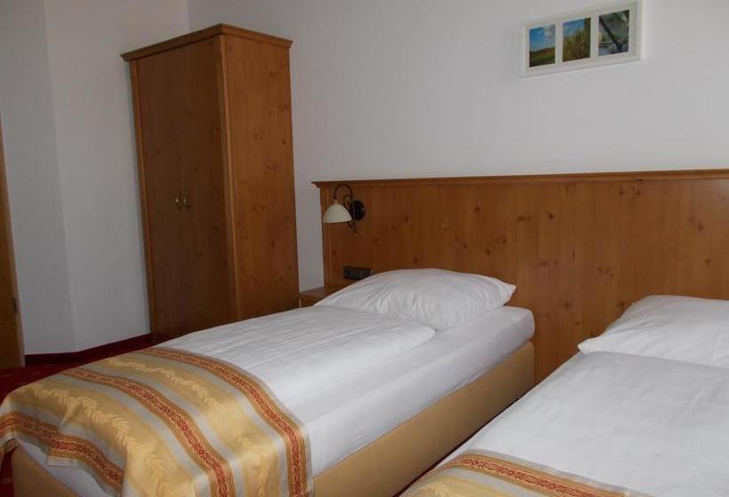 Hotel Gasthof Klement 19