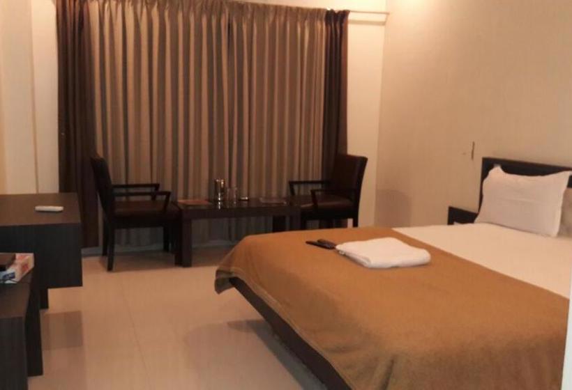 Hotel Swathi 16
