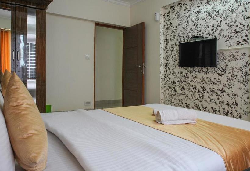 Bed and Breakfast Executive Anmol Service Apartment 8
