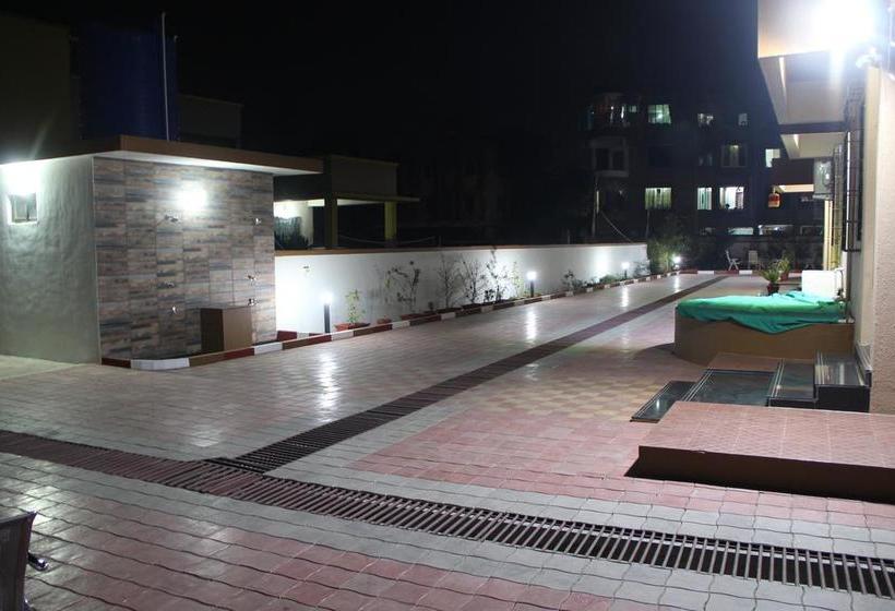 Hotel Hira Laxmi Residency 14