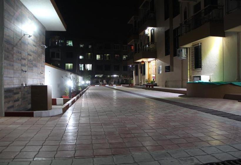 Hotel Hira Laxmi Residency 15