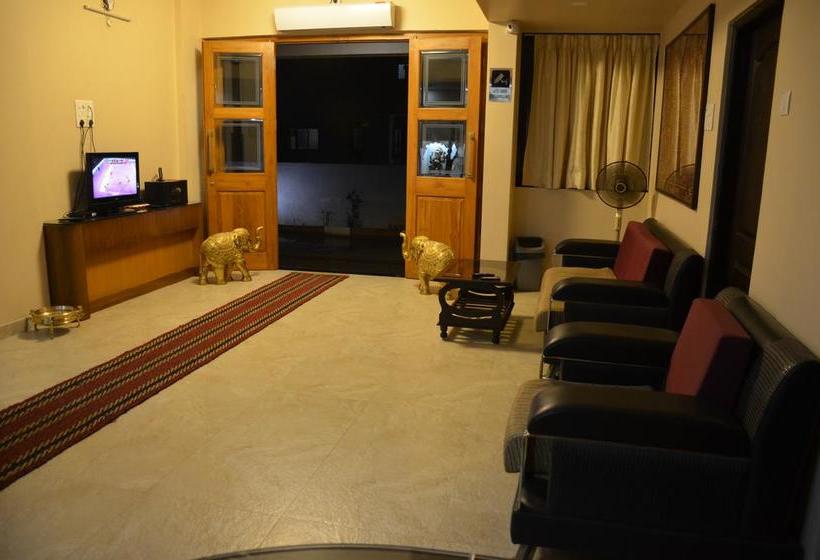 Hotel Hira Laxmi Residency 8