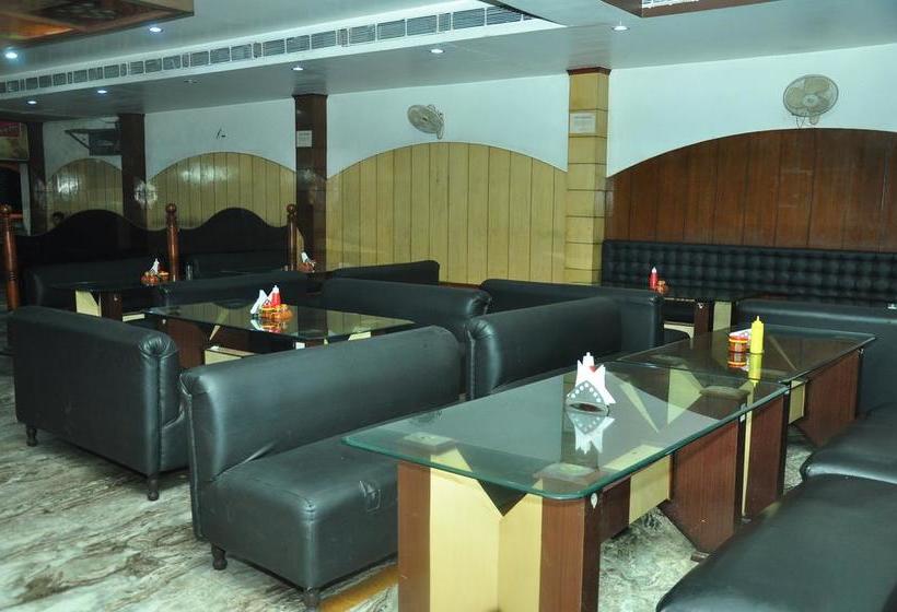 Hotel Gupta Resort 1