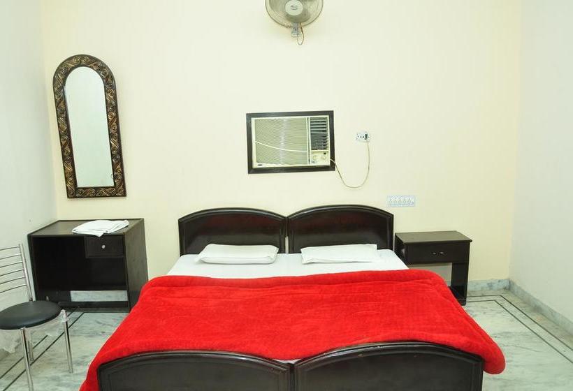 Hotel Gupta Resort 2