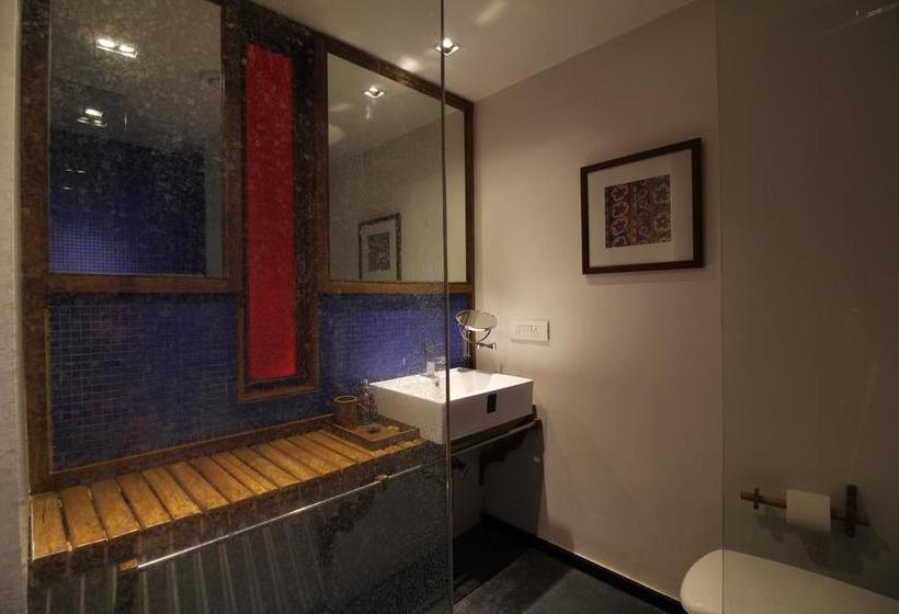 Hotel Aarivaa Homestay 13