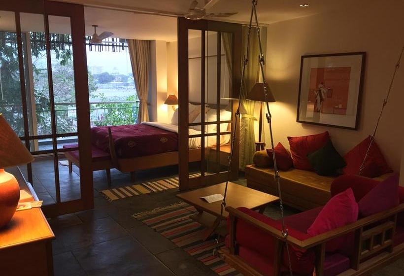 Hotel Aarivaa Homestay 7