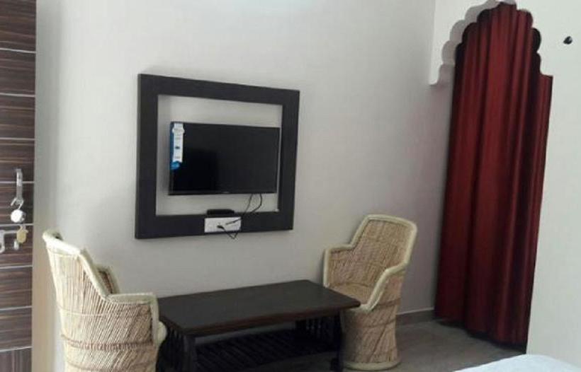 Hotel Sun Set Cafe 6