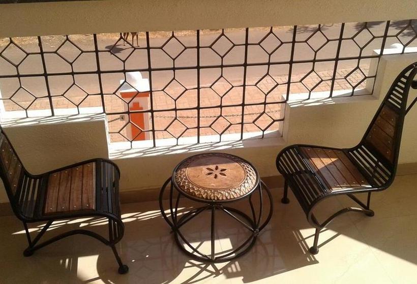 Cornerstone International Hotels 4