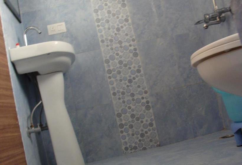 Hotel Abhinandan Grand 11