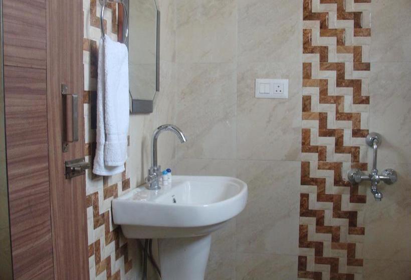 Hotel Abhinandan Grand 19