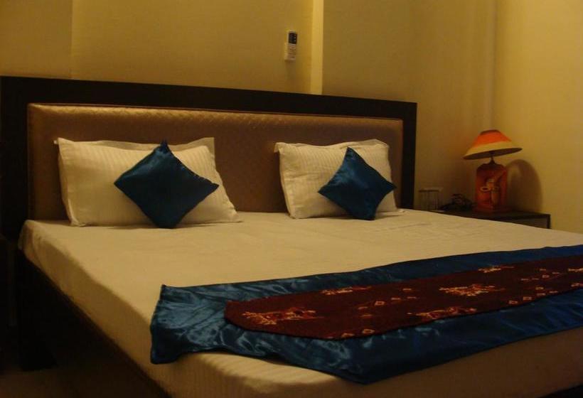Hotel Abhinandan Grand 6