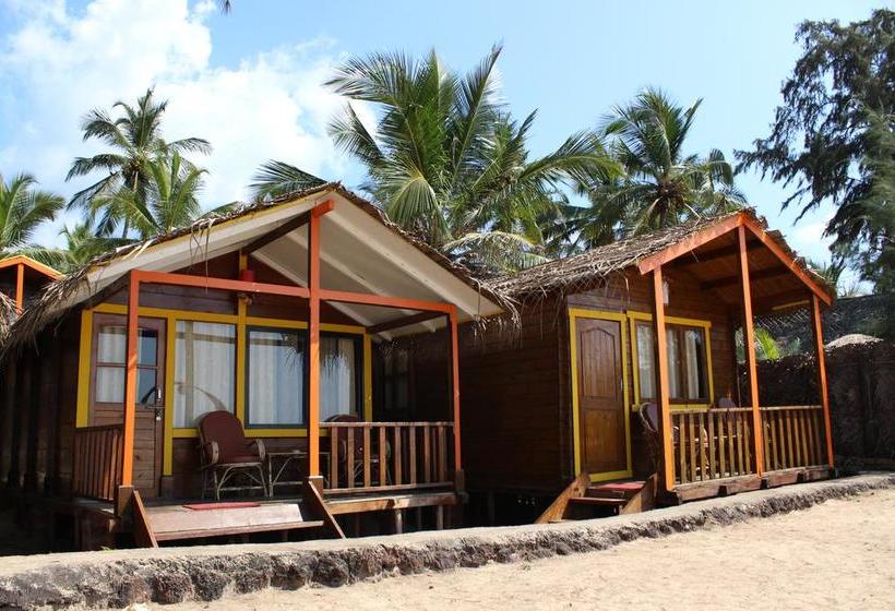 Resort Agonda Beach Bumps 1