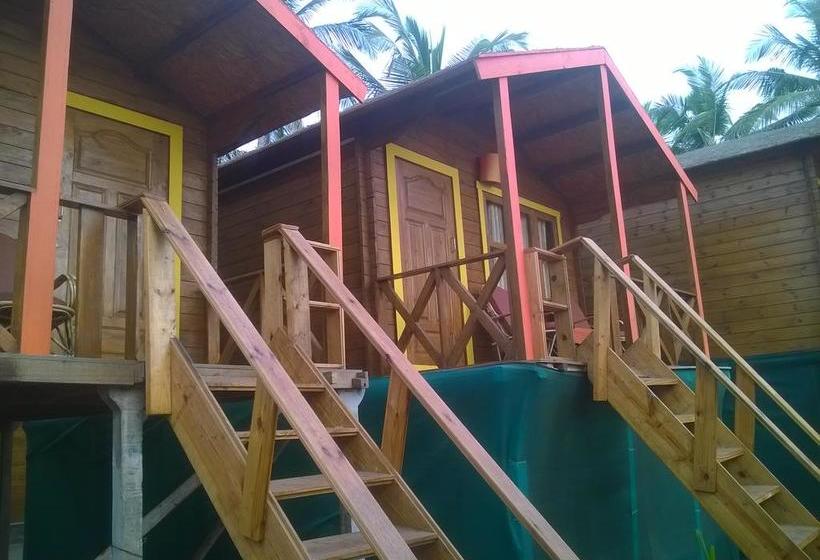 Resort Agonda Beach Bumps 4