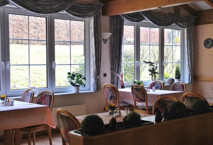 Waldhotel Einstein 8