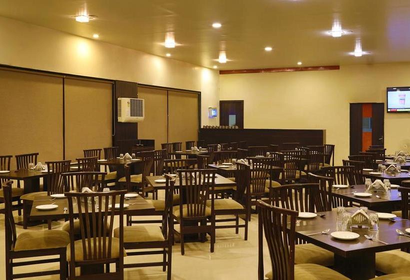 Hotel The Leaf Aurangabad Maharashtra