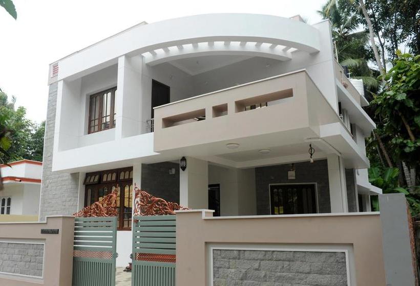 Bed and Breakfast Moksha Homestay Trivandrum Kerala