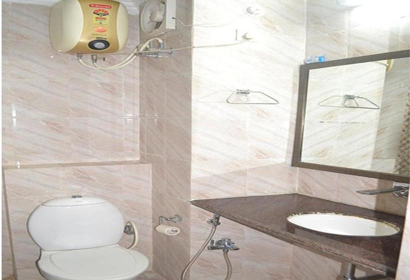 Hotel Rajhans International 3