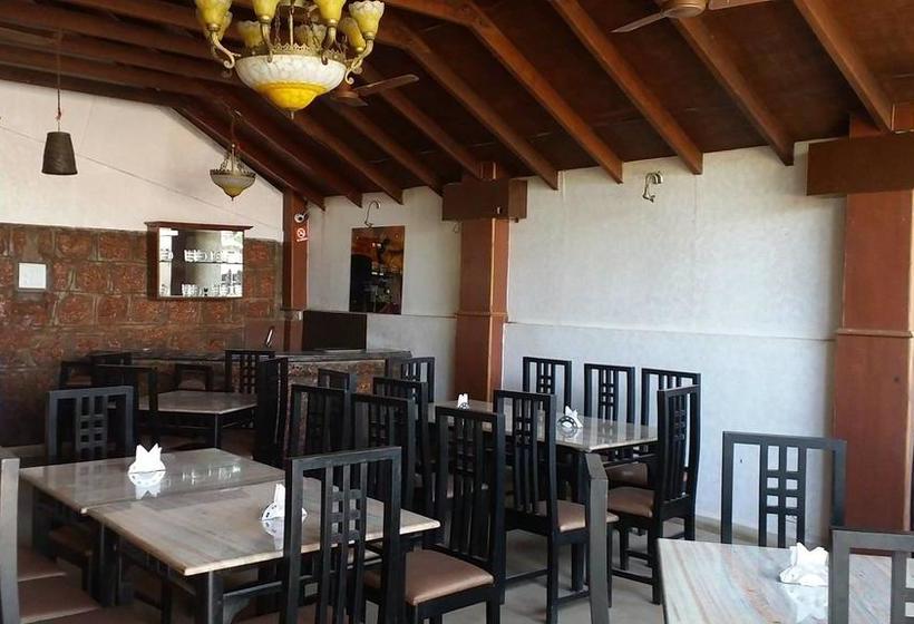 Bed and Breakfast Villa By The Sea Goa 2