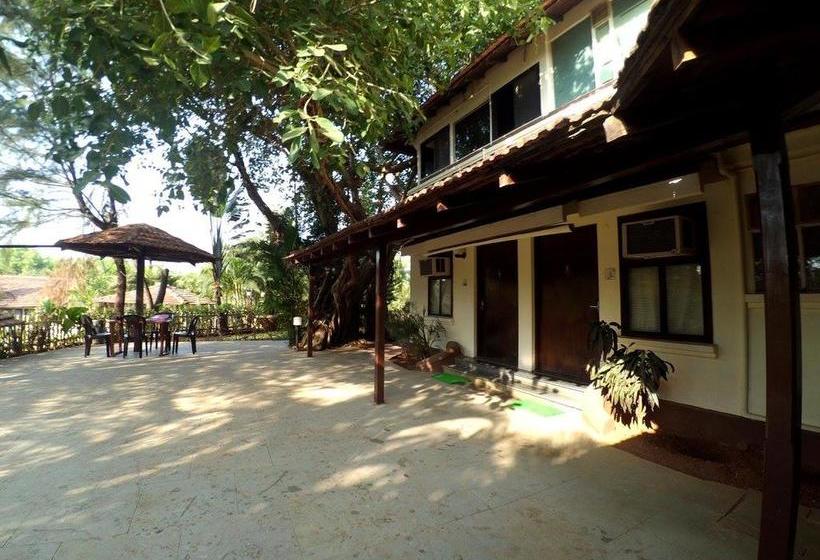 Bed and Breakfast Villa By The Sea Goa 4