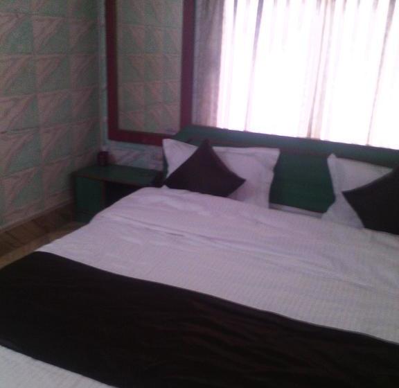 Hotel Deepali International 12