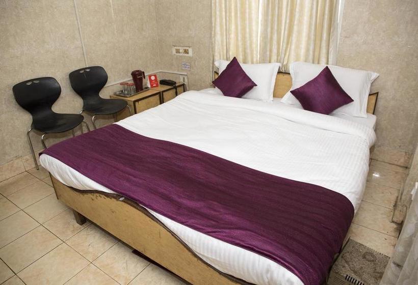 Hotel Deepali International 6