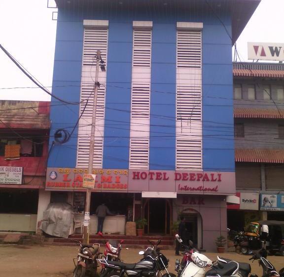 Hotel Deepali International 7