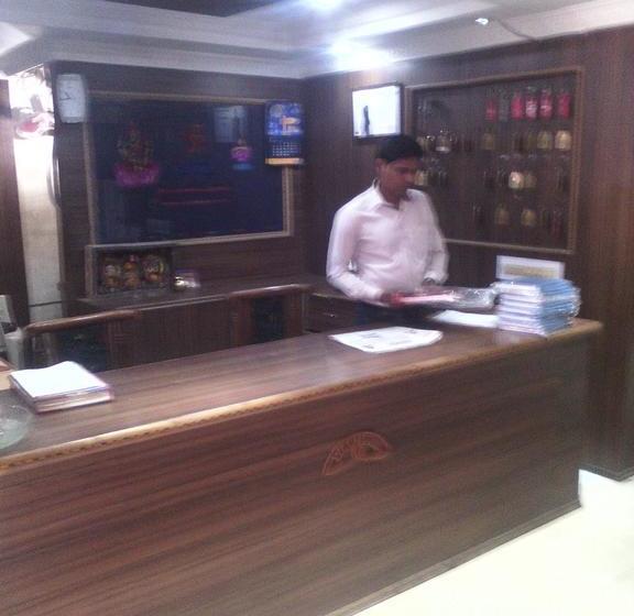 Hotel Deepali International 8