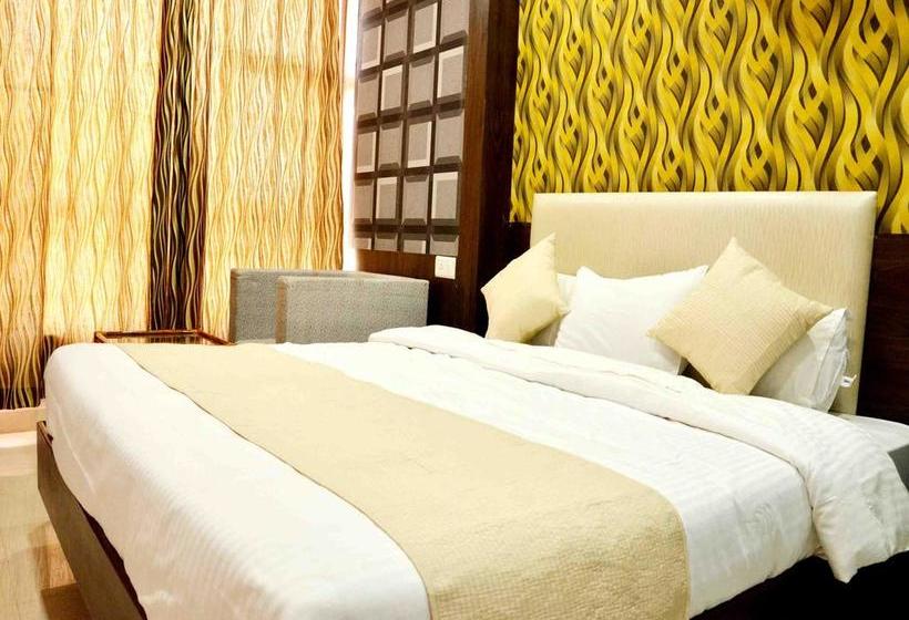 Hotel Oyo Rooms Opposite Railway Station Indore Gate 10