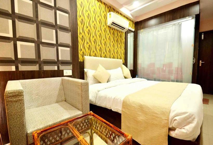 Hotel Oyo Rooms Opposite Railway Station Indore Gate 11