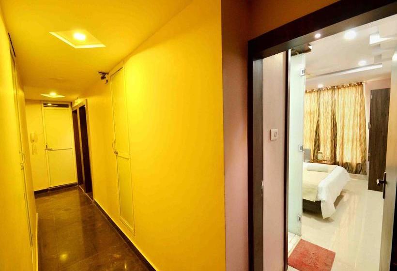 Hotel Oyo Rooms Opposite Railway Station Indore Gate 14