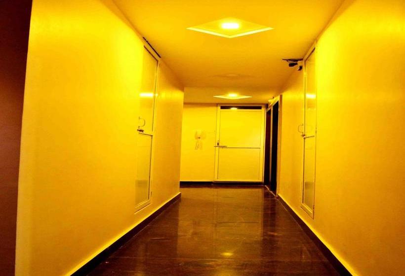 Hotel Oyo Rooms Opposite Railway Station Indore Gate 16