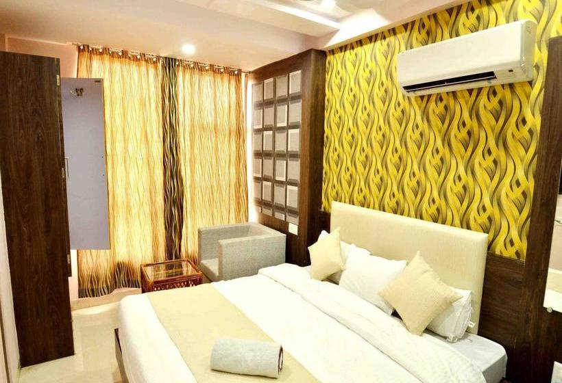 Hotel Oyo Rooms Opposite Railway Station Indore Gate 4